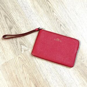 Coach Corner Zip Wristlet